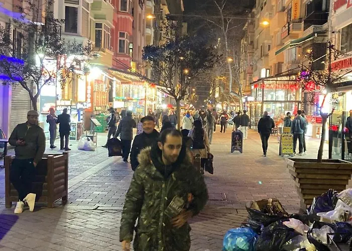 Taksim Flat 2 Apartment *