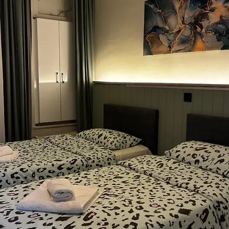 Daire Taksim Flat Street *